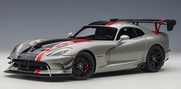 71733 Dodge Viper ACR 2017 (Billet Silver Metallic with Black Stripes) 1:18